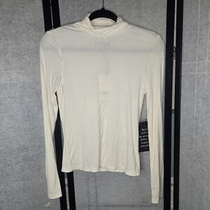 NWT Tuckernuck Ivory White Ribbed Small Stretchy Turtleneck Preppy Designer